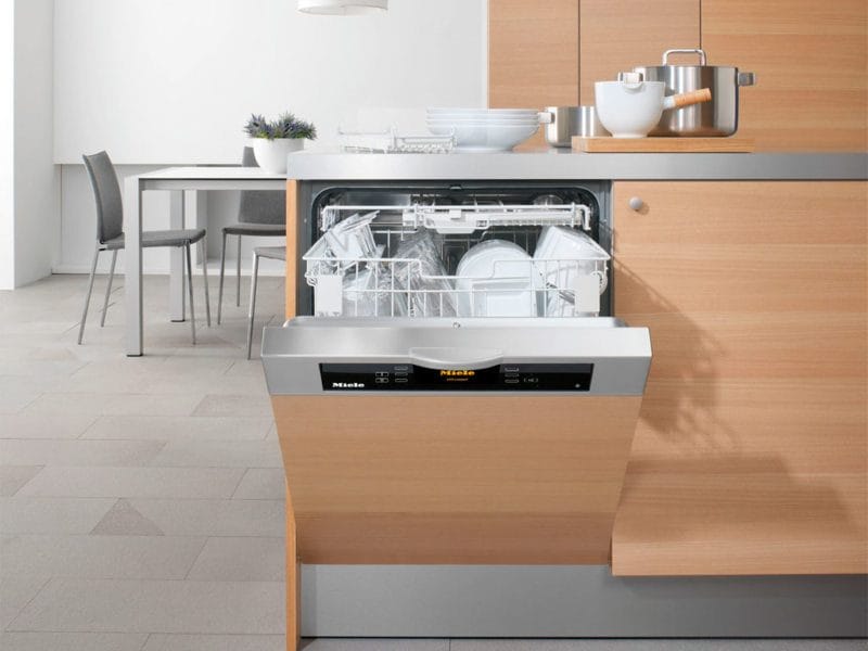 Кухня с посудомоечной машиной — мечта каждой хозяйки! 70 фото новинок дизайна. #9