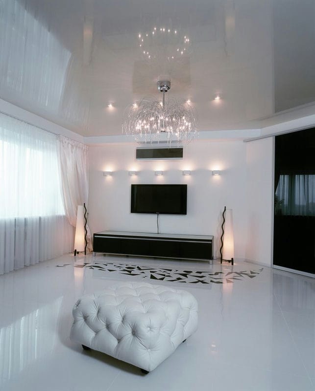 Натяжные потолки в гостиной — 80 фото необычного дизайна в современном стиле #41