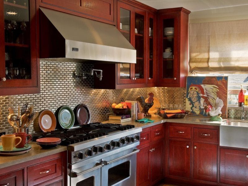 Красная кухня — как оформить яркий дизайн на кухне? 80 фото-идей! #34