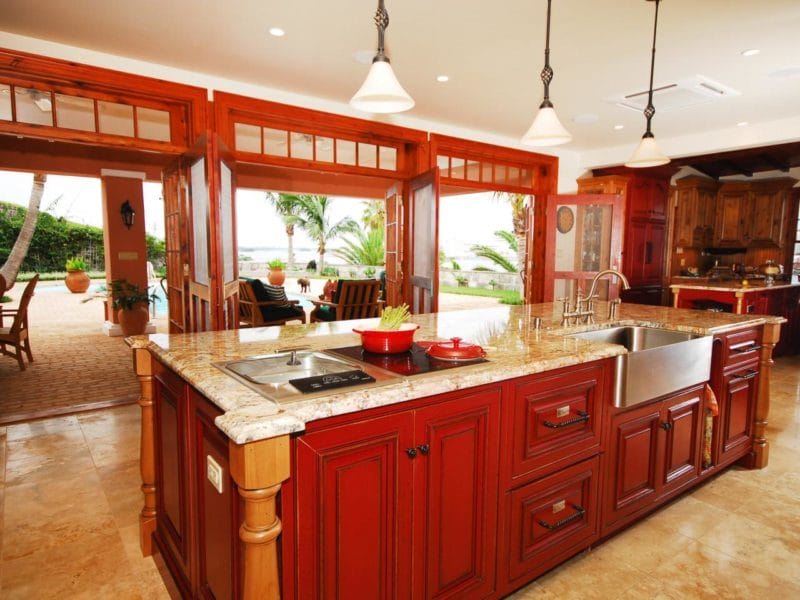 Красная кухня — как оформить яркий дизайн на кухне? 80 фото-идей! #32