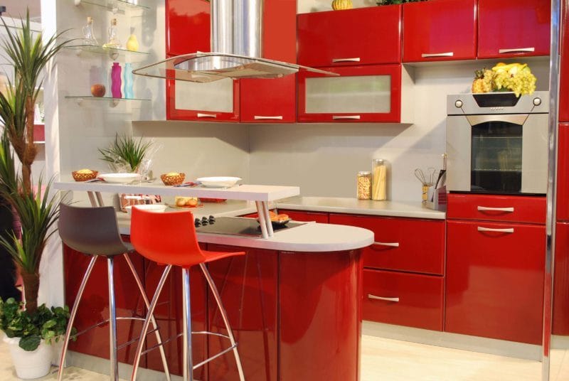 Красная кухня — как оформить яркий дизайн на кухне? 80 фото-идей! #7