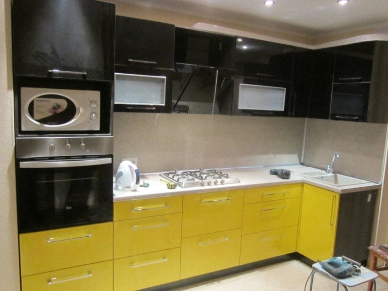 Желтая кухня — 75 фото идеального сочетания желтого цвета в интерьере кухни #47