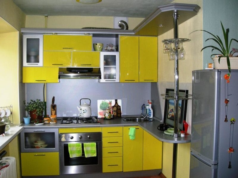Желтая кухня — 75 фото идеального сочетания желтого цвета в интерьере кухни #49