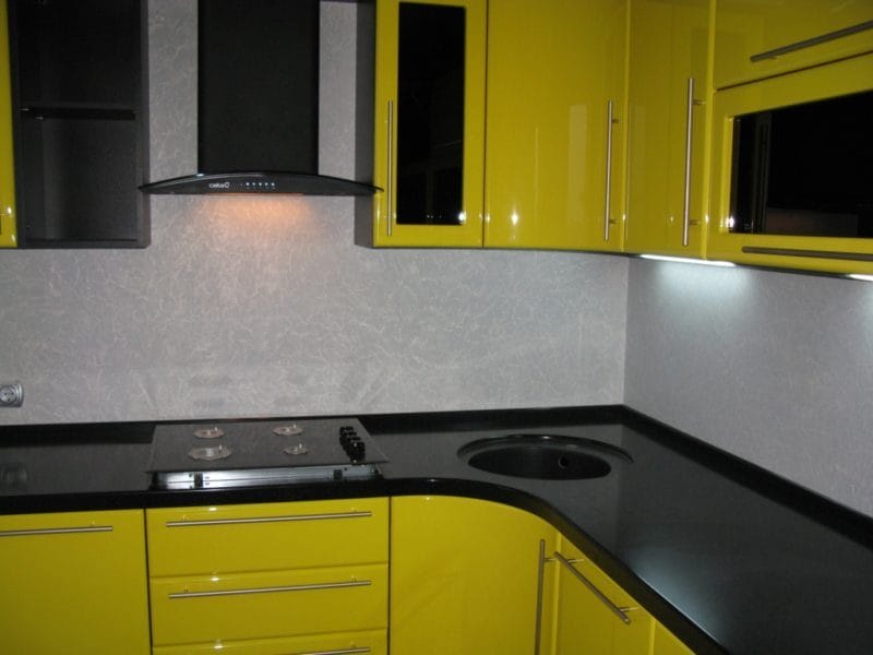 Желтая кухня — 75 фото идеального сочетания желтого цвета в интерьере кухни #52