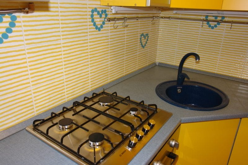 Желтая кухня — 75 фото идеального сочетания желтого цвета в интерьере кухни #59