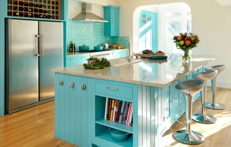 Голубая кухня — 75 фото идей кухонного интерьера с голубым оттенком! #43