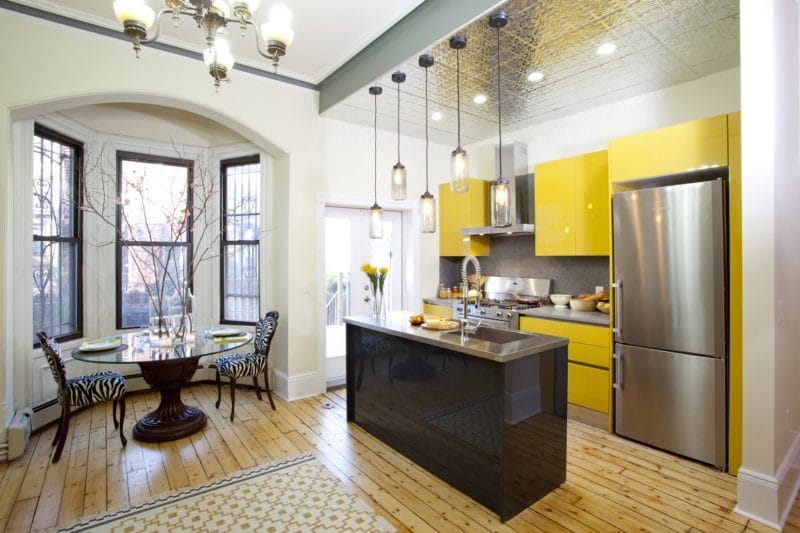 Кухня лимонного цвета — варианты идеального сочетания +65 фото дизайна #39
