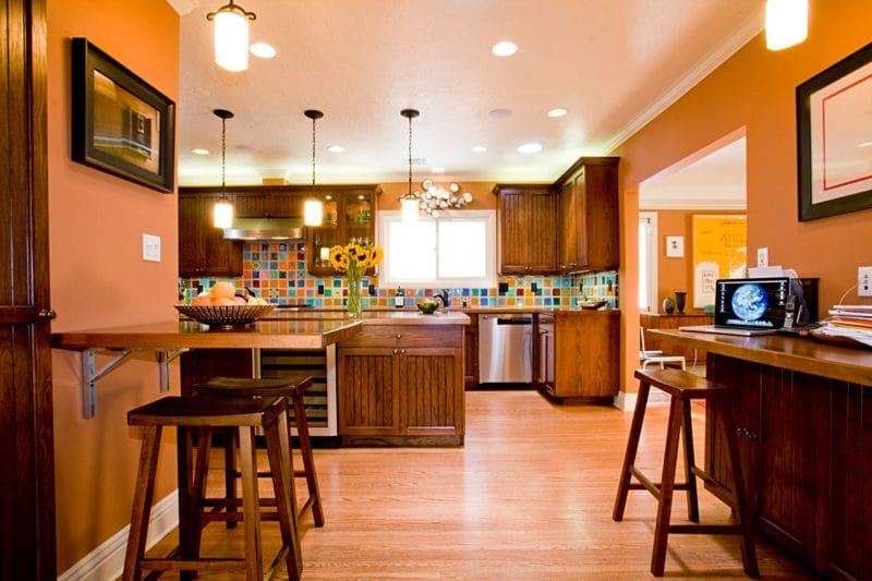Кухня в оранжевом цвете: варианты идеально сочетания дизайна оранжевого цвета (75 фото) #25