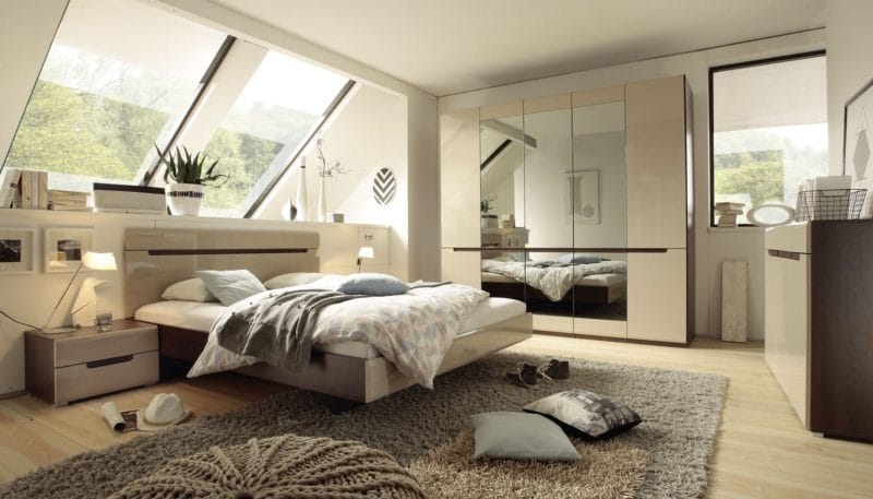 Спальня с двумя окнами: обзор достоинств такой планировки (60 фото) #4