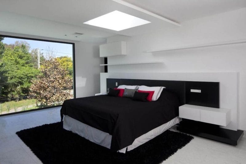 Черно-белая спальня — способы оформления гармоничного дизайна на 65 фото #15