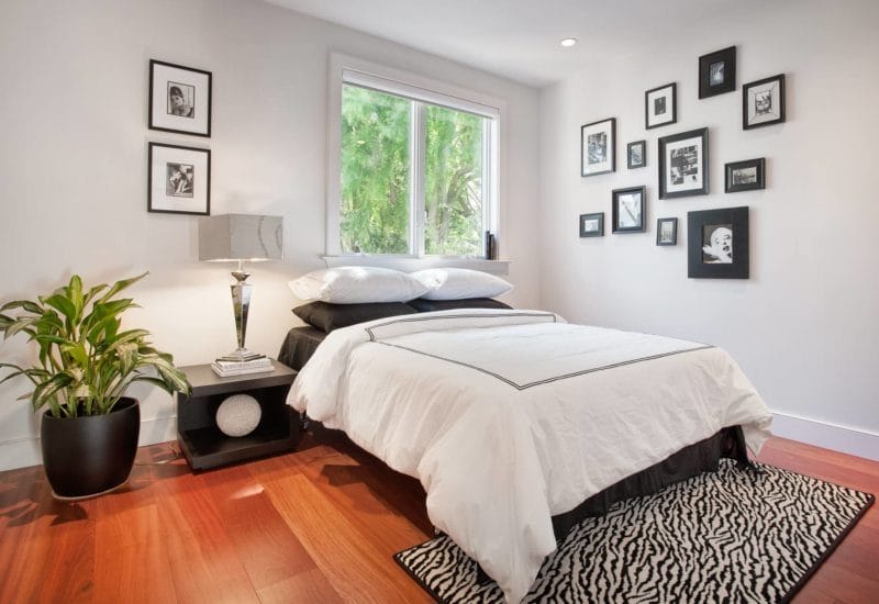Черно-белая спальня — способы оформления гармоничного дизайна на 65 фото #18