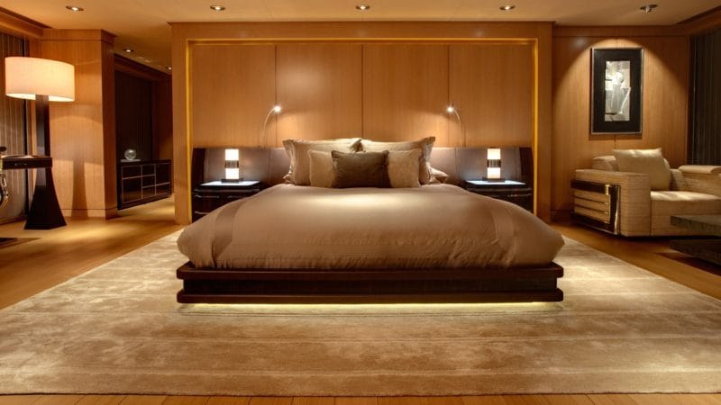Коричневая спальня — эффектный дизайн с умом! (97 фото) #21