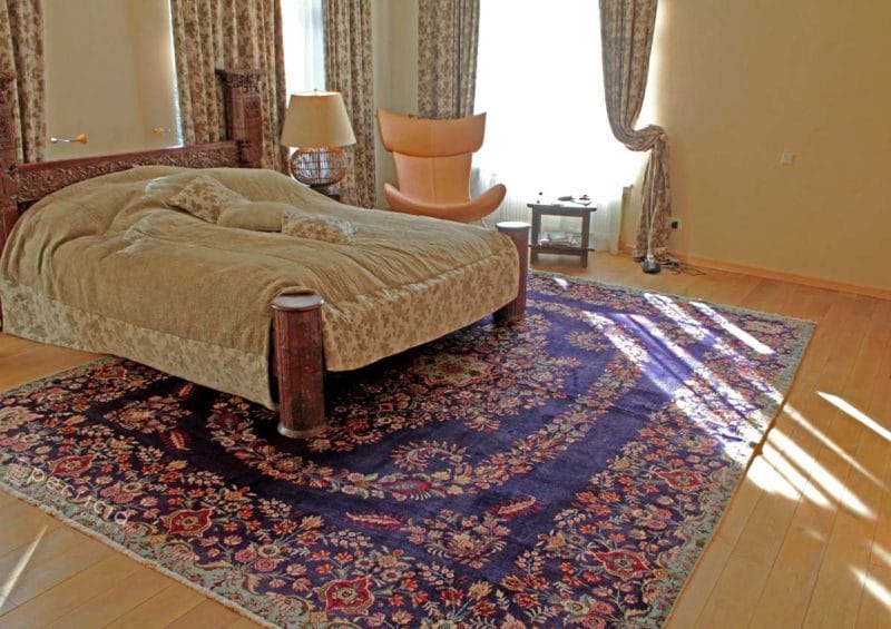 Ковер в спальню — какой выбрать? ТОП-100 фото новинок ковров для спальни. #57