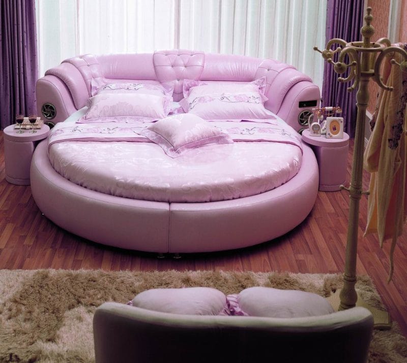 Круглая кровать в спальне — фото красивых моделей в интерьере спальни #29