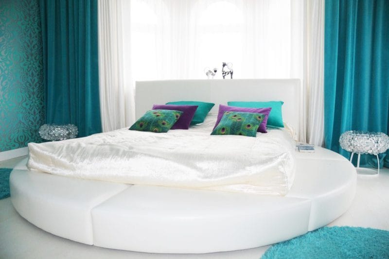 Круглая кровать в спальне — фото красивых моделей в интерьере спальни #44