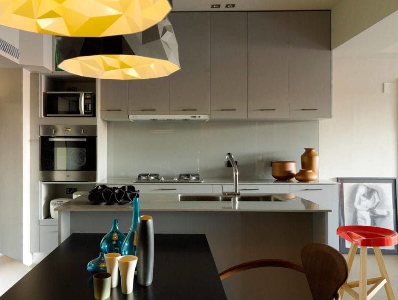 Маленькая кухня 2022 года — 100 фото новинок дизайна малогабаритной кухни #45