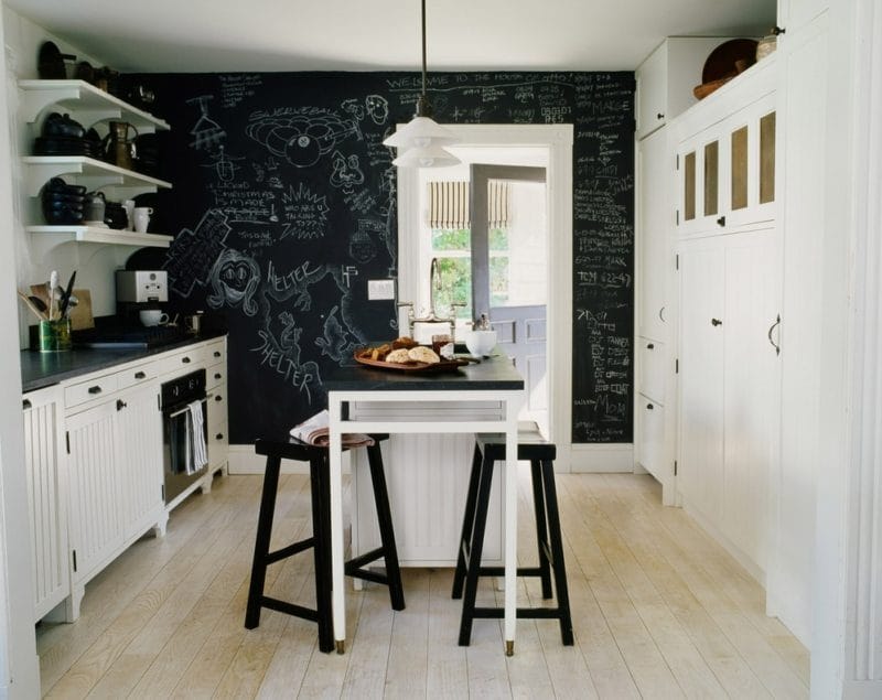 Маленькая кухня 2022 года — 100 фото новинок дизайна малогабаритной кухни #53