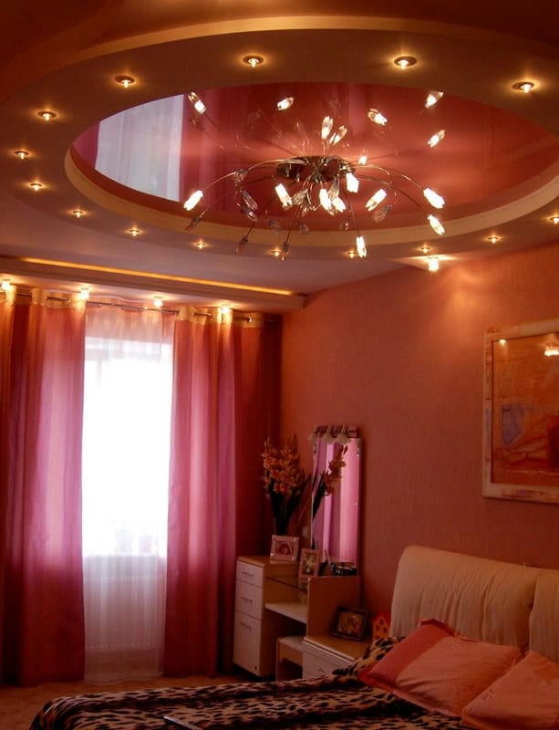 Натяжной потолок в спальне — 80 фото красивых вариантов в интерьере спальни #6