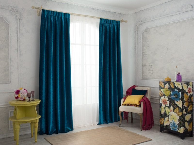 Синяя спальня — особенности оформления спальни в синих тонах на 70 фото #42