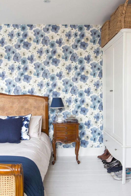 Синяя спальня — особенности оформления спальни в синих тонах на 70 фото #31