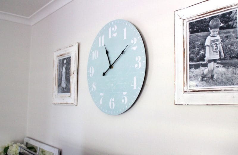 Часы для гостиной — интересный декор для дизайна гостиной (65 фото идей) #29