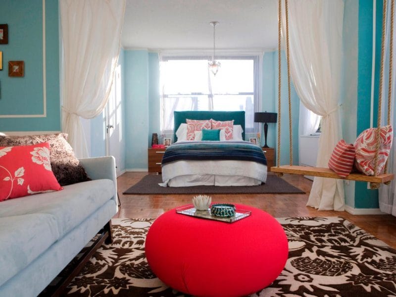 Дизайн гостиной-спальни — как совместить два интерьера? 80 фото необычных идей зонирования. #10