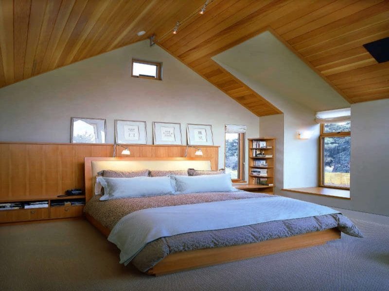 Спальня на мансарде — 70 фото оригинальных идей дизайна. Обзор достоинств такой спальни! #4