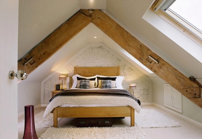 Спальня на мансарде — 70 фото оригинальных идей дизайна. Обзор достоинств такой спальни! #7