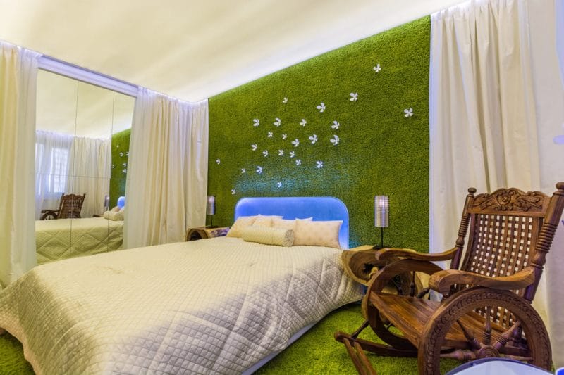 Зеленая спальня: атмосфера уюта и спокойствия. 80 фото вариантов дизайна. #24