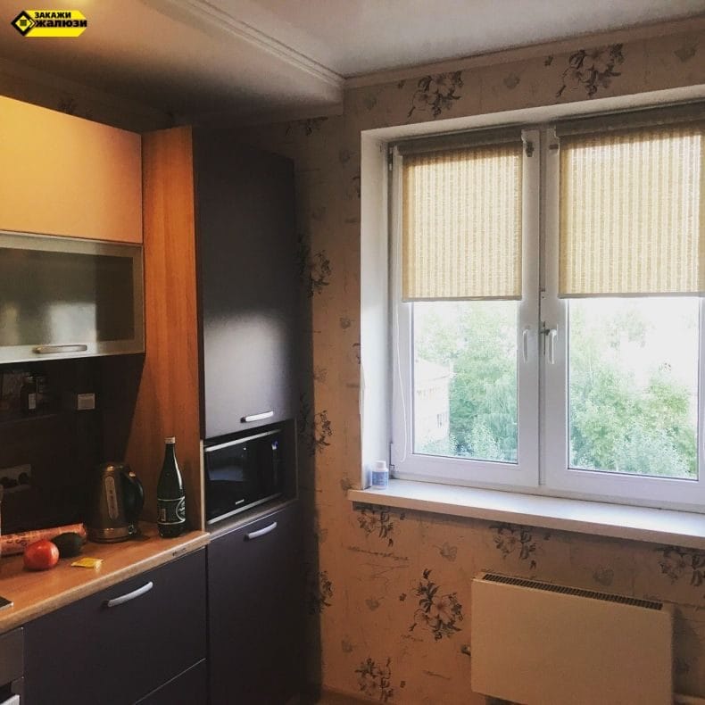 Короткие шторы в дизайне кухни (90+ фото) #83