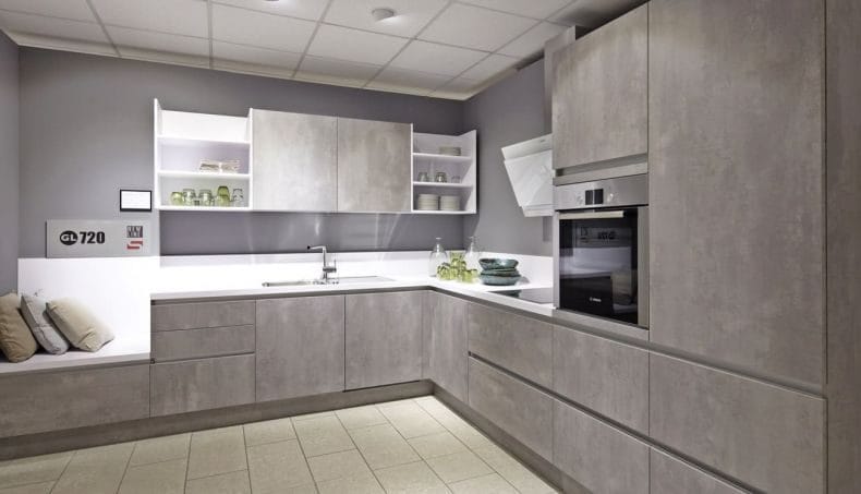 Идеи дизайна кухонь в современных стилях 2022 года (100+ фото) #7