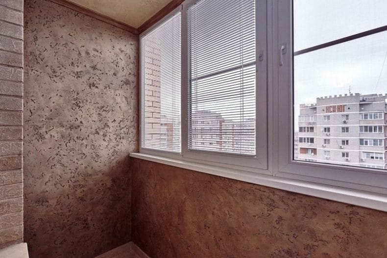 Обзор отделочных материалов для балкона: советы по выбору и оригинальные фото-идеи #36