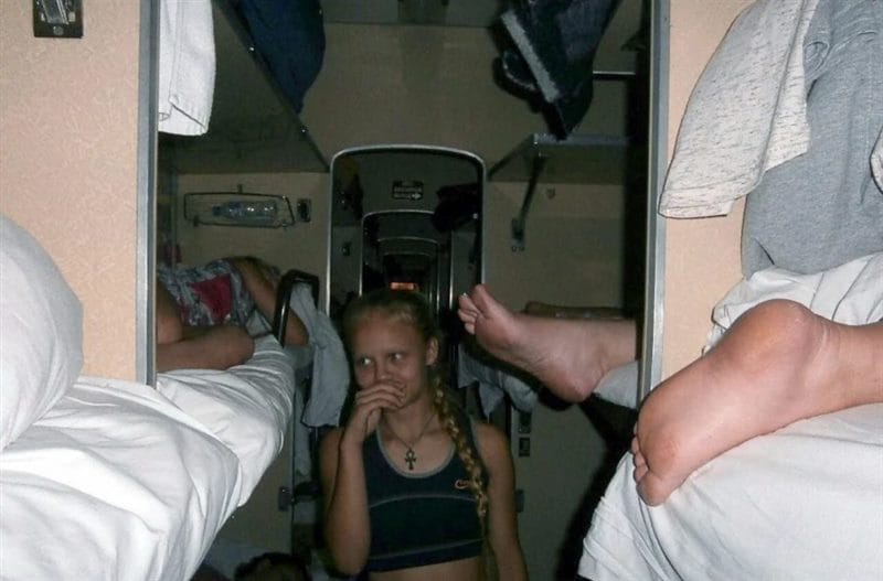 130 приятных женских фото из поезда #75
