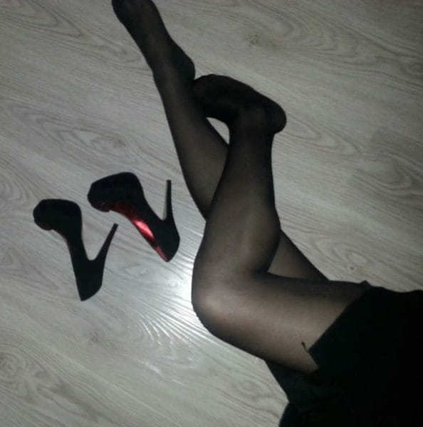 140 фото красивых женских ног и ягодиц #104