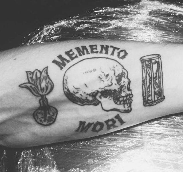 120 тату Memento Mori на руке и не только #95