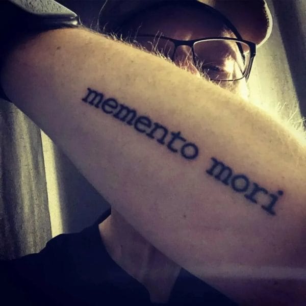 120 тату Memento Mori на руке и не только #21