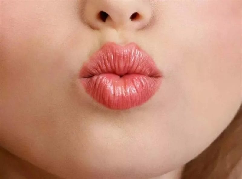 Красивые женские губки: 170 сочных фото #50