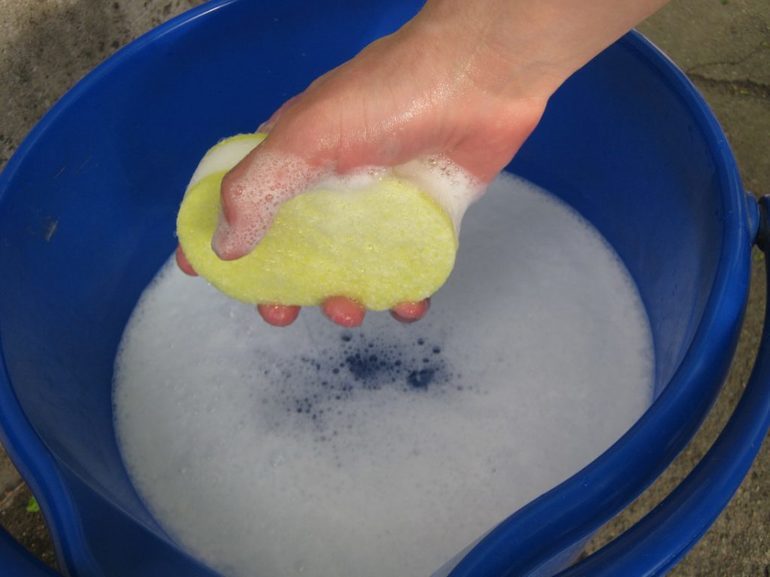 Жёлтый налёт на ванне: как очистить её в домашних условиях #7
