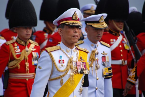 6 странностей короля Таиланда #3