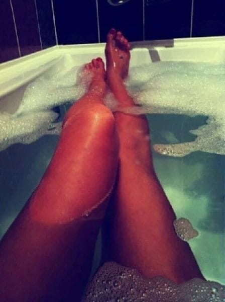 120 пошлых фото девушек в ванной и душе