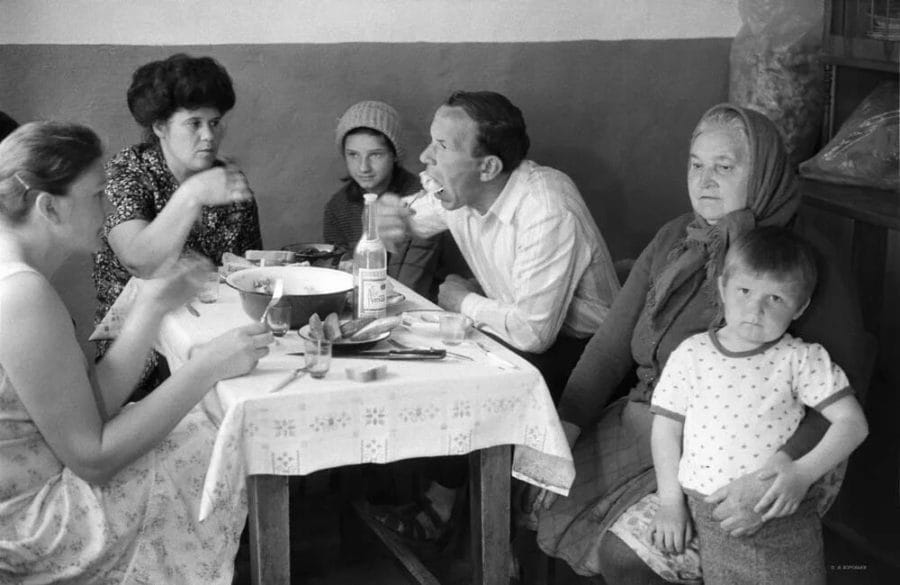 200 старых советских фотографий: срез эпохи