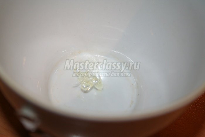 Кофейная чашка из кофейных зерен своими руками: мастер-класс с фото
