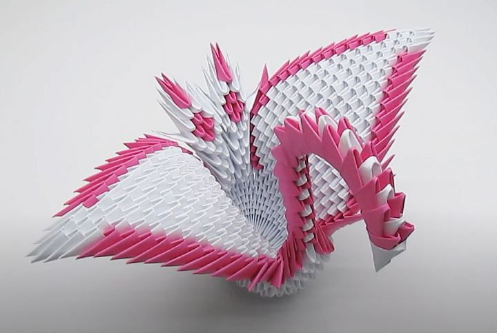 Пошаговая инструкция по сборке модульного лебедя оригами для начинающих