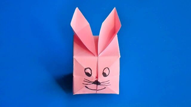 Бумажный пасхальный кролик