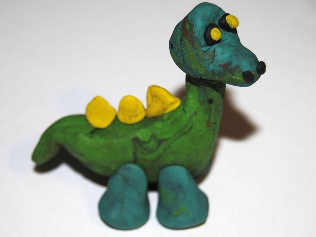 пластилиновый динозавр