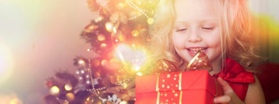Лучшие идеи подарков ребенку на Новый год 2019