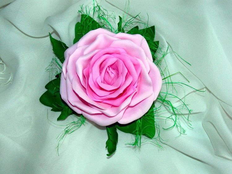 Роза — самый популярный цветок в мире, символизирующий любовь