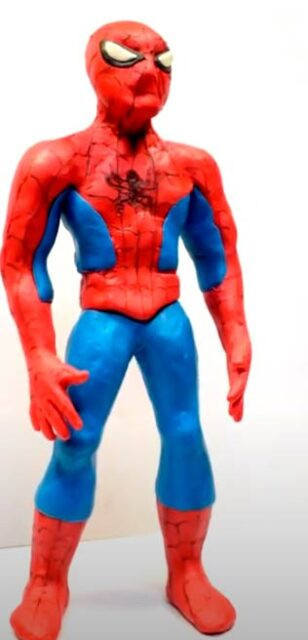Еловек паук из пластилина, человек-паук