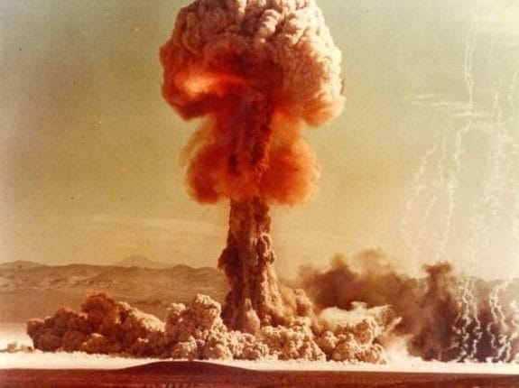 Картинки атомного взрыва (100 фото) #8