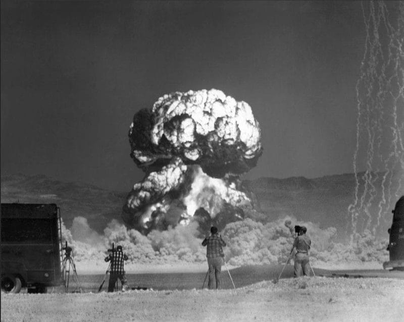 Картинки атомного взрыва (100 фото) #19